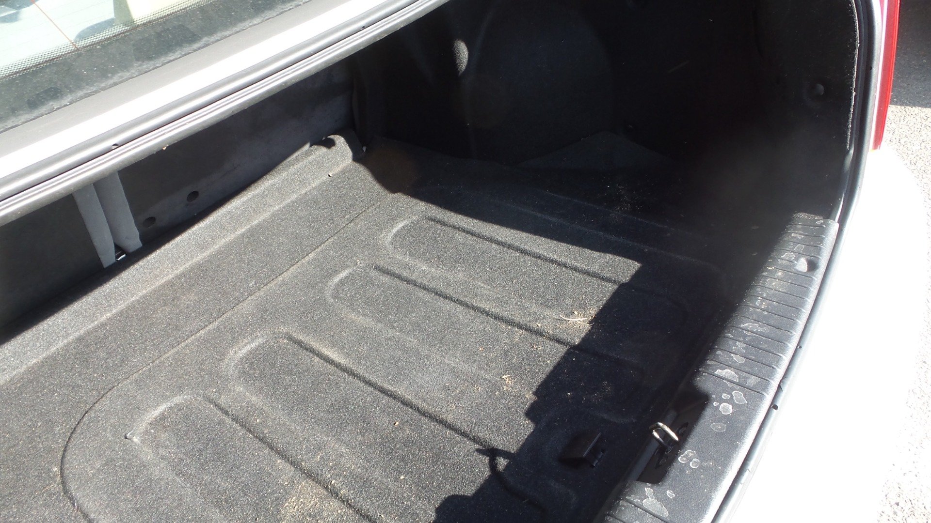Used 2006 Suzuki Forenza Sedan FWD image 23