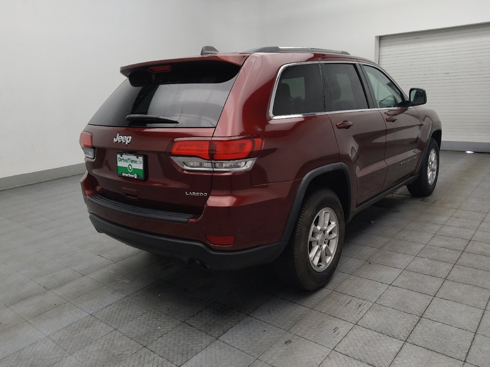 Used 2020 Jeep Grand Cherokee Laredo RWD image 9