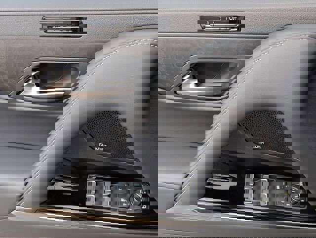 Used 2026 Lexus LX 700h Luxury image 23