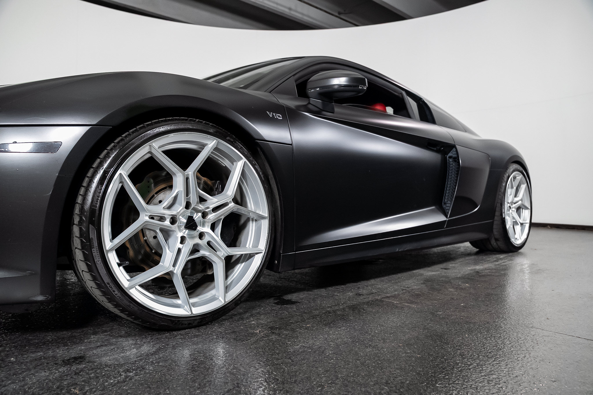 Used 2017 Audi R8 V10 AWD/4WD image 18