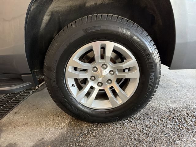 Used 2018 Chevrolet Tahoe LS w/ Max Trailering Package AWD/4WD image 10