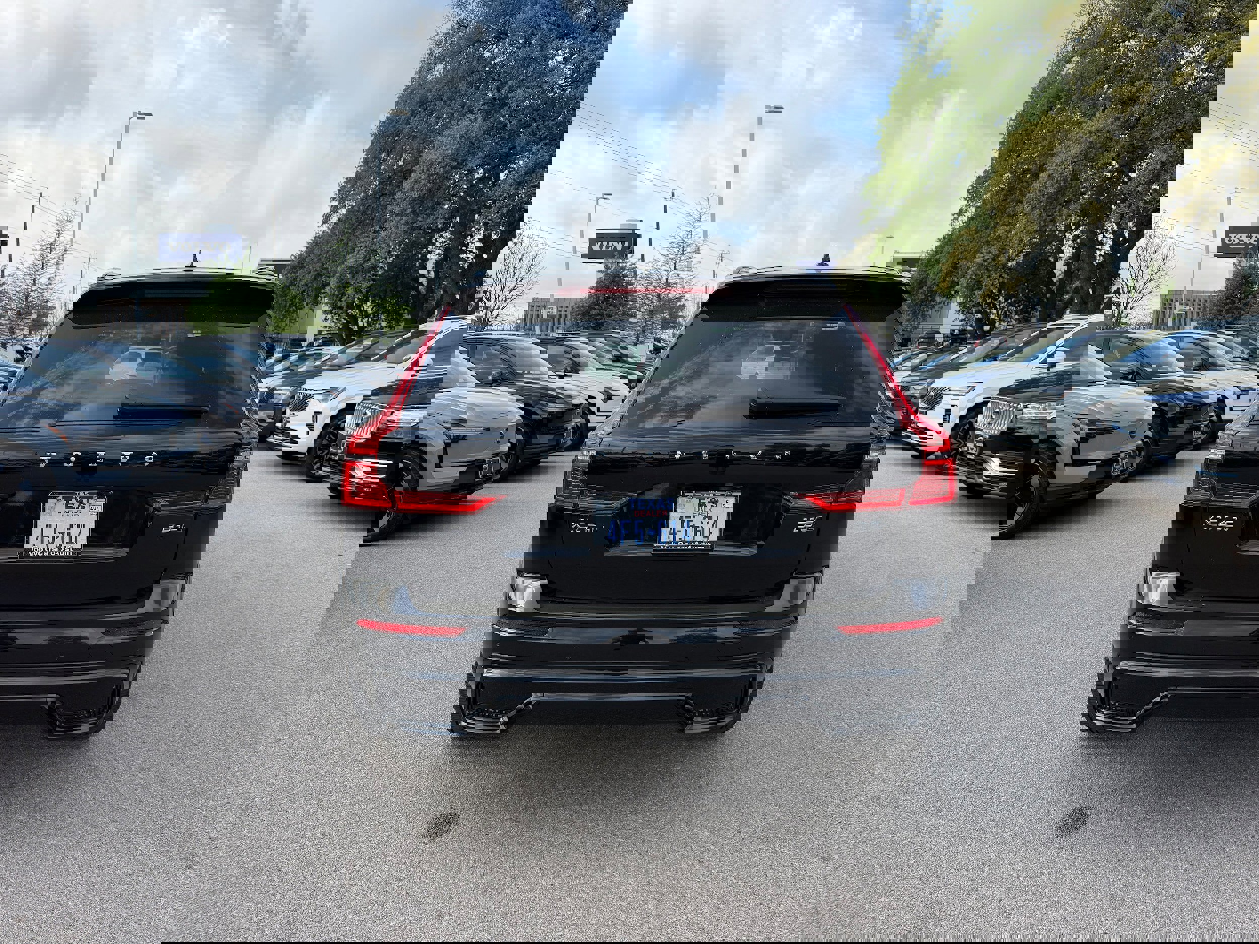 Certified 2024 Volvo XC60 B5 Ultimate image 5