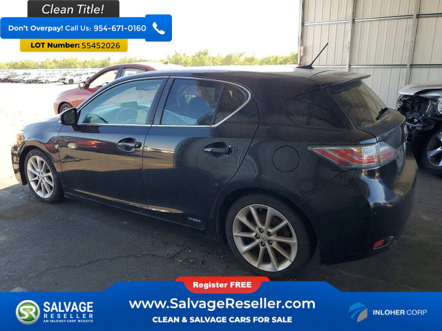Used 2011 Lexus CT 200h Premium w/ Leather Pkg FWD image 3