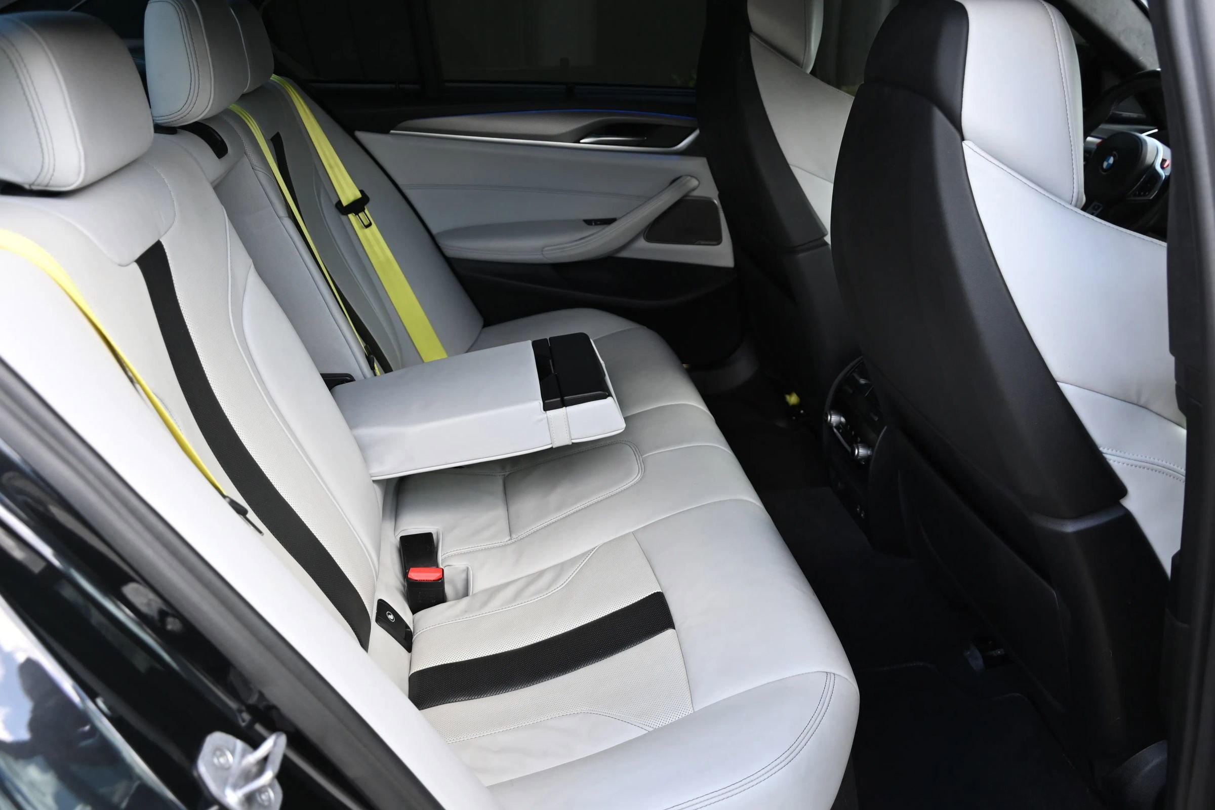 Used 2023 BMW M5 w/ Competition Package image 39