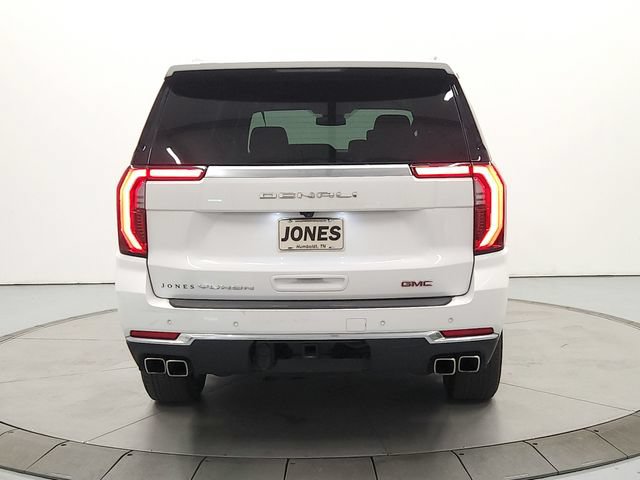 Used 2025 GMC Yukon XL Denali AWD/4WD image 7