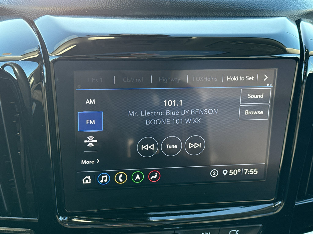 Used 2020 Chevrolet Traverse Premier w/ Redline Edition image 17