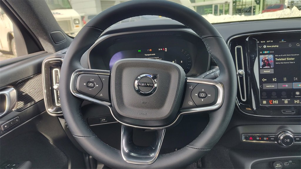 New 2026 Volvo XC40 B5 Ultra w/ Protection Package Premier image 13