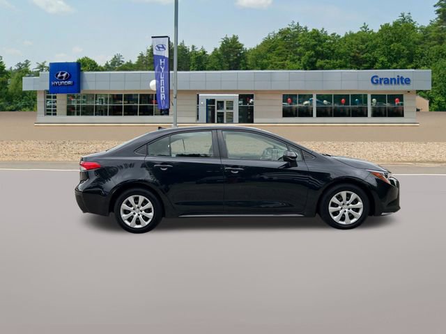Used 2020 Toyota Corolla LE FWD image 7
