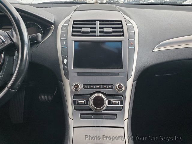 Used 2019 Lincoln MKZ Premiere FWD image 18