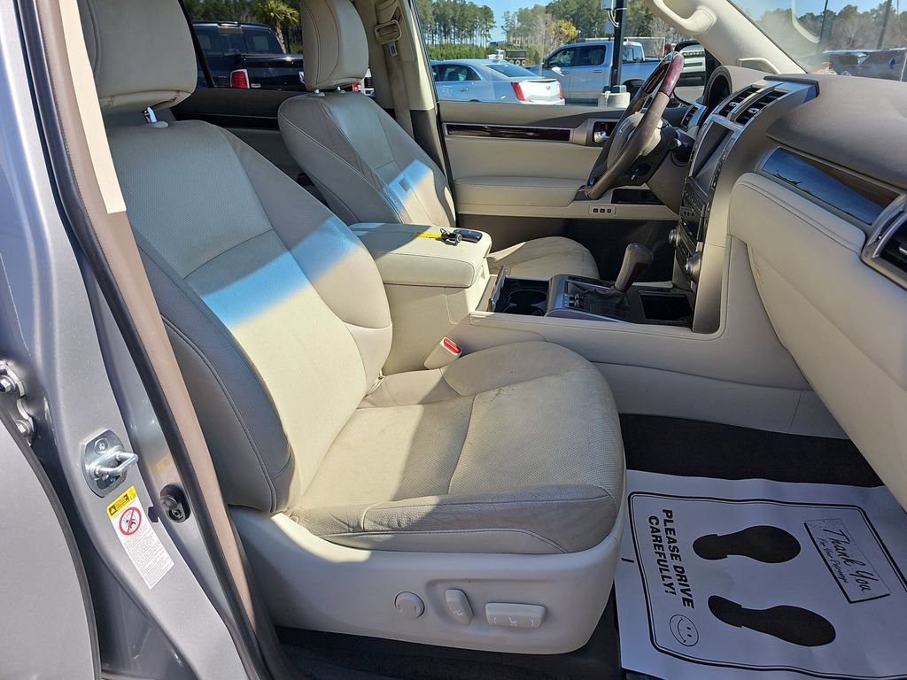 Used 2017 Lexus GX 460 image 13