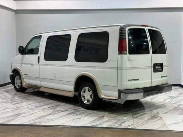 Used 2002 Chevrolet Express 1500 w/ LS Preferred Equipment Group RWD image 8