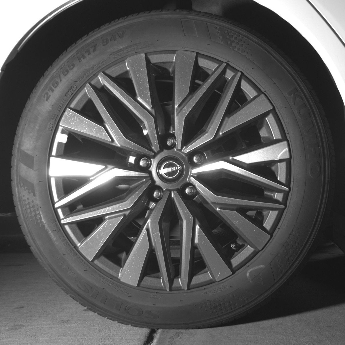 Used 2025 Nissan Altima 2.5 SV image 15