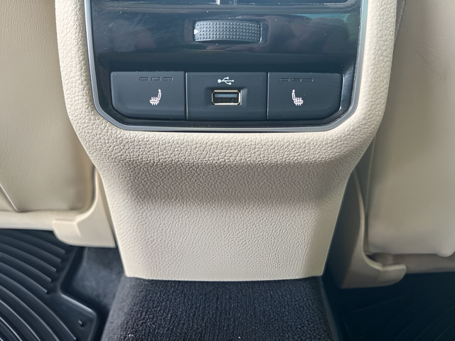Used 2016 Volkswagen Passat 1.8T FWD image 31