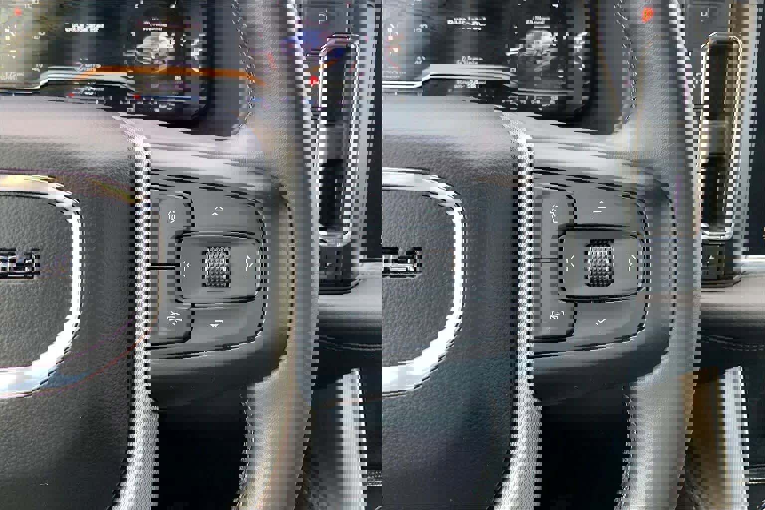 Used 2023 GMC Yukon XL Denali image 25