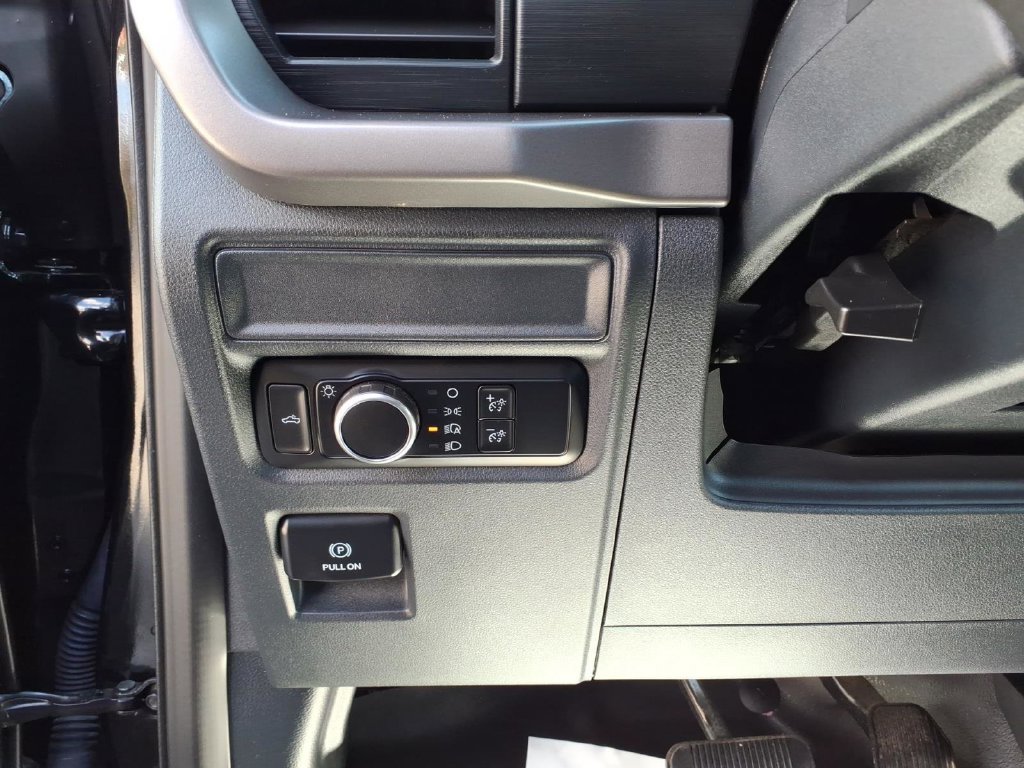 Used 2024 Ford F150 XL AWD/4WD image 19