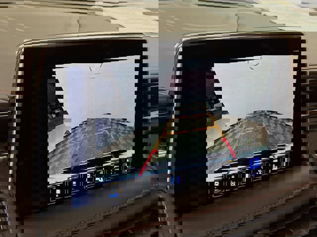 Used 2022 Chevrolet Tahoe RST w/ Sport Performance Package image 16