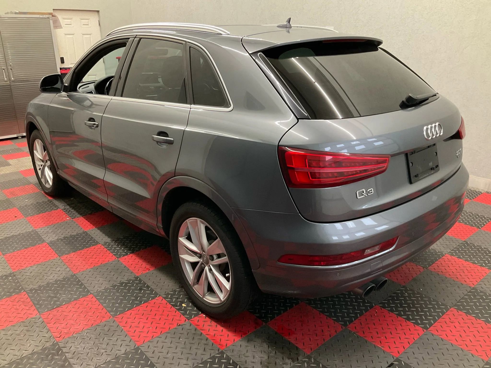 Used 2016 Audi Q3 2.0T Premium Plus image 4