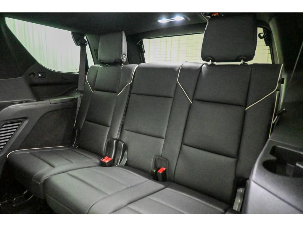 Certified 2024 Cadillac Escalade Sport w/ LPO, ONYX Package image 21