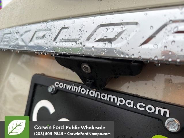 Used 2018 Ford Explorer Platinum image 11