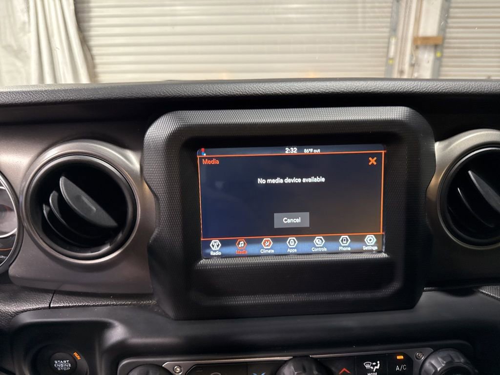 Used 2023 Jeep Gladiator Sport AWD/4WD image 33