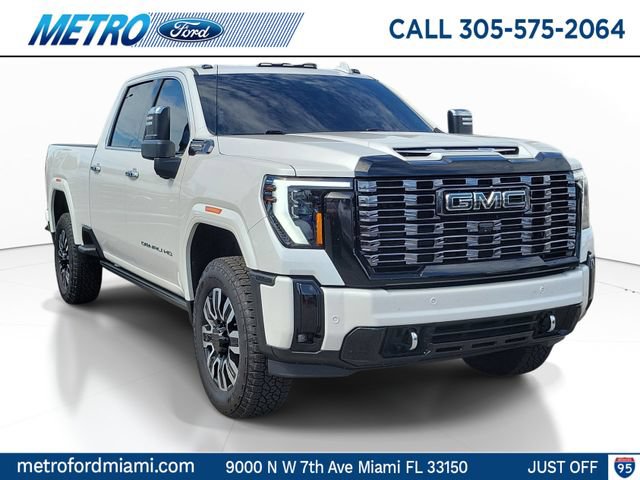 Used 2025 GMC Sierra 2500 Denali Ultimate w/ Max Trailering Package AWD/4WD image 1