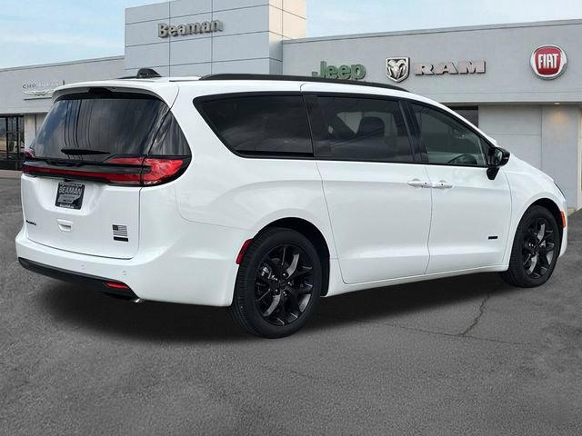 New 2027 Chrysler Pacifica Select FWD image 7