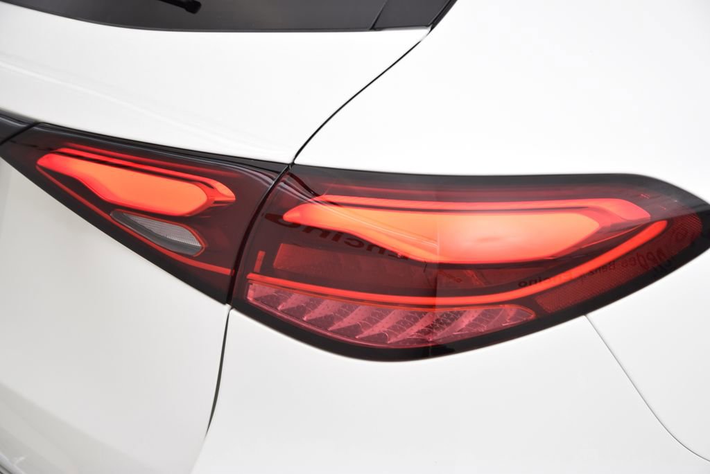 Certified 2026 Mercedes-Benz GLC 300 image 14