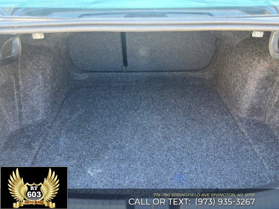 Used 2024 Volkswagen Jetta SE image 7