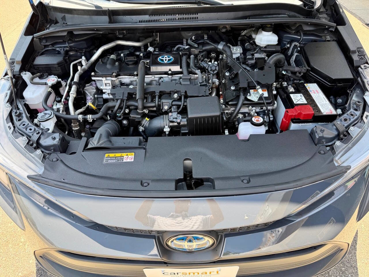 Used 2024 Toyota Corolla LE FWD image 15