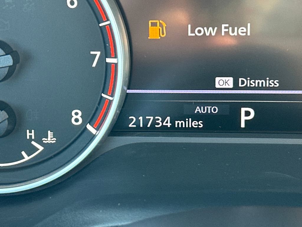 Used 2023 Nissan Rogue SV w/ SV Premium B Package image 13