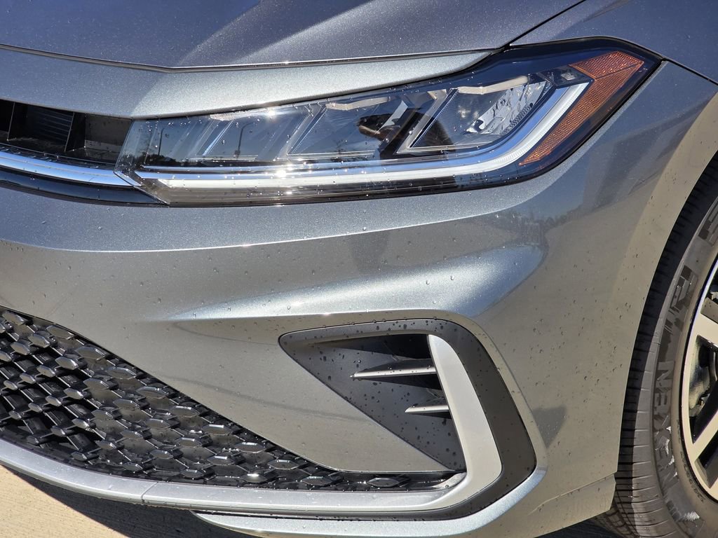 New 2026 Volkswagen Jetta SE image 6