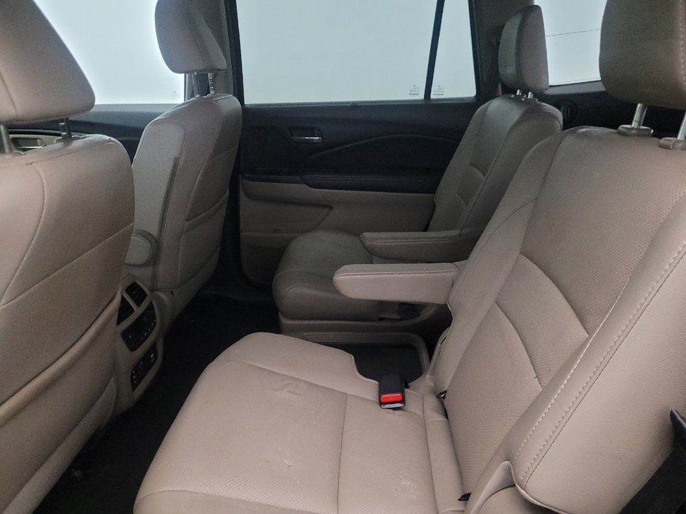 Used 2017 Honda Pilot Elite image 18