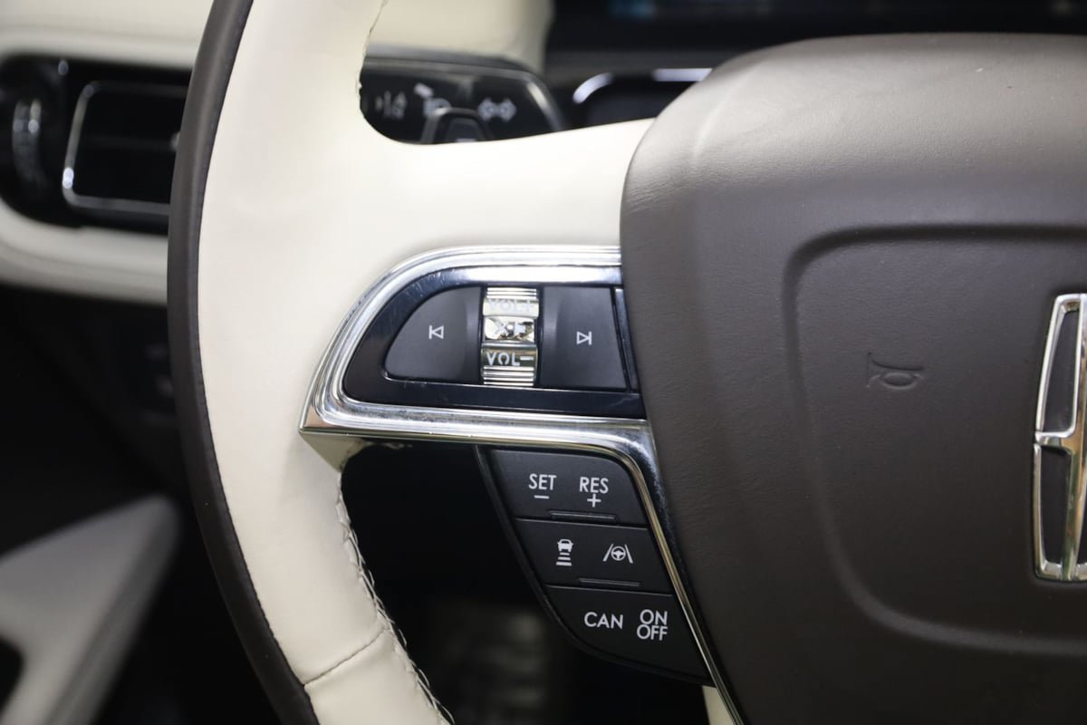 Used 2023 Lincoln Nautilus Black Label AWD/4WD image 36