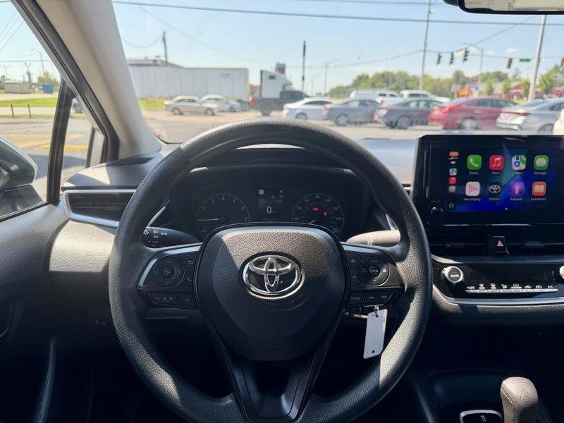 Used 2023 Toyota Corolla LE FWD image 13
