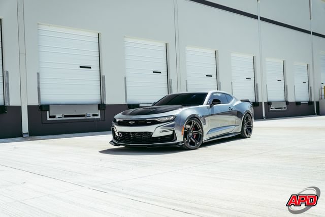 Used 2020 Chevrolet Camaro SS RWD image 44