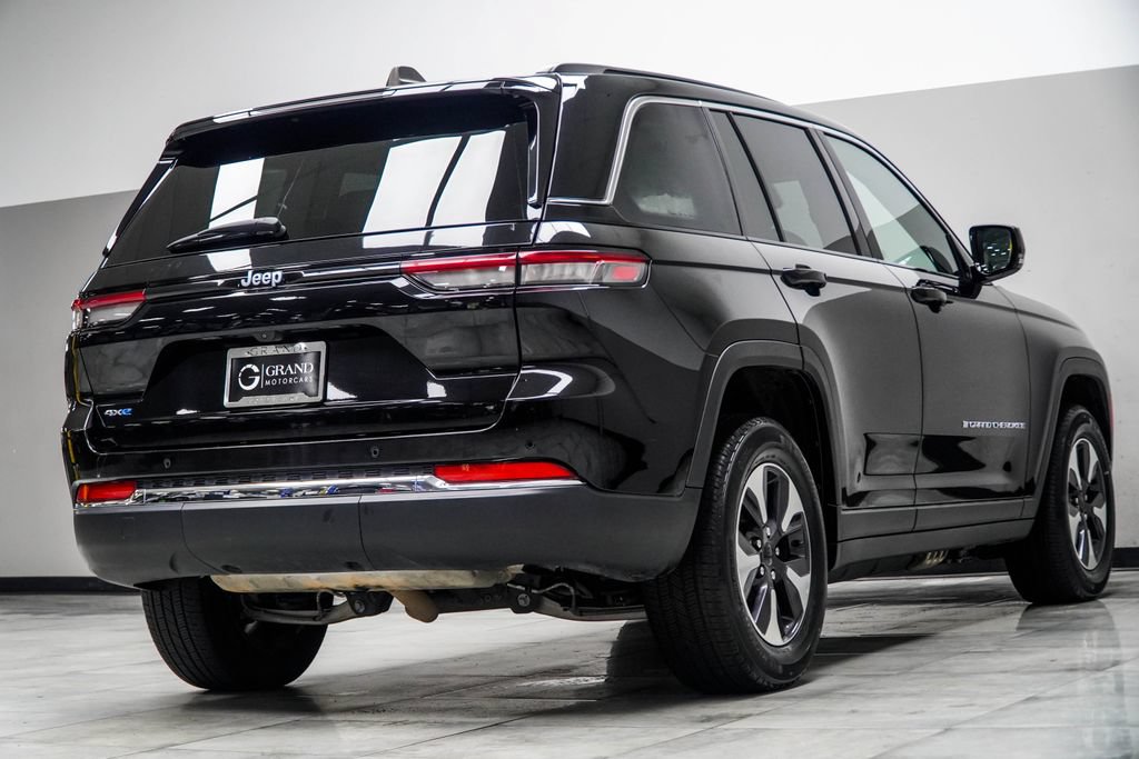 Used 2024 Jeep Grand Cherokee Limited 4xe AWD/4WD image 15