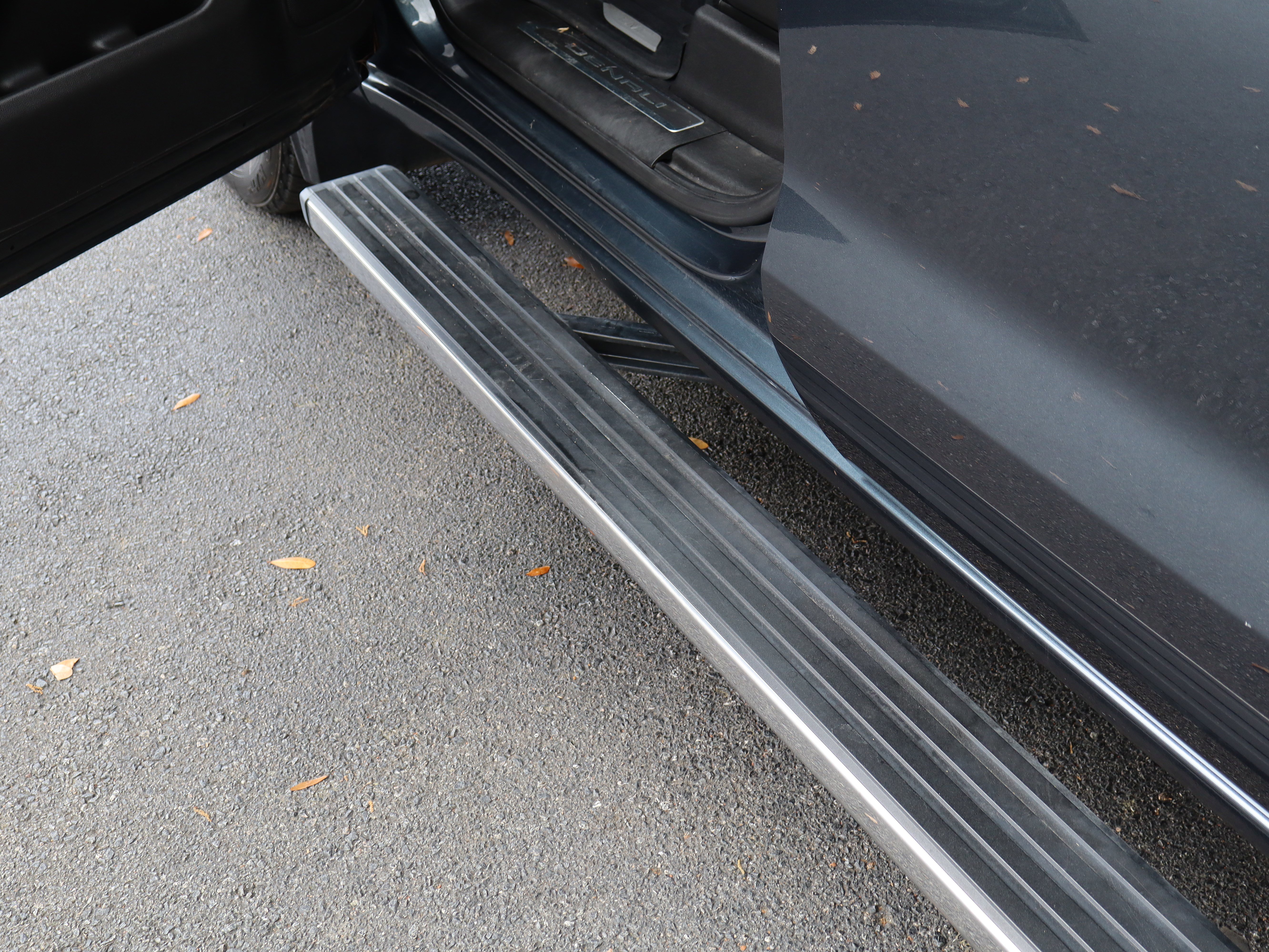 Used 2021 GMC Sierra 1500 Denali w/ Denali Ultimate Package AWD/4WD image 19