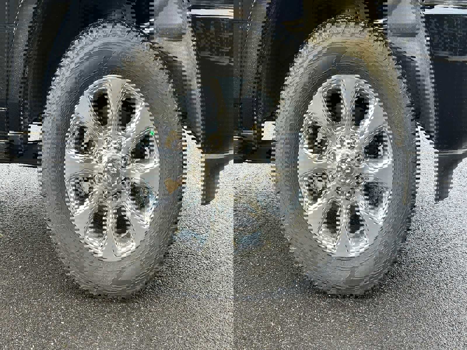 Used 2024 RAM 3500 Limited image 9