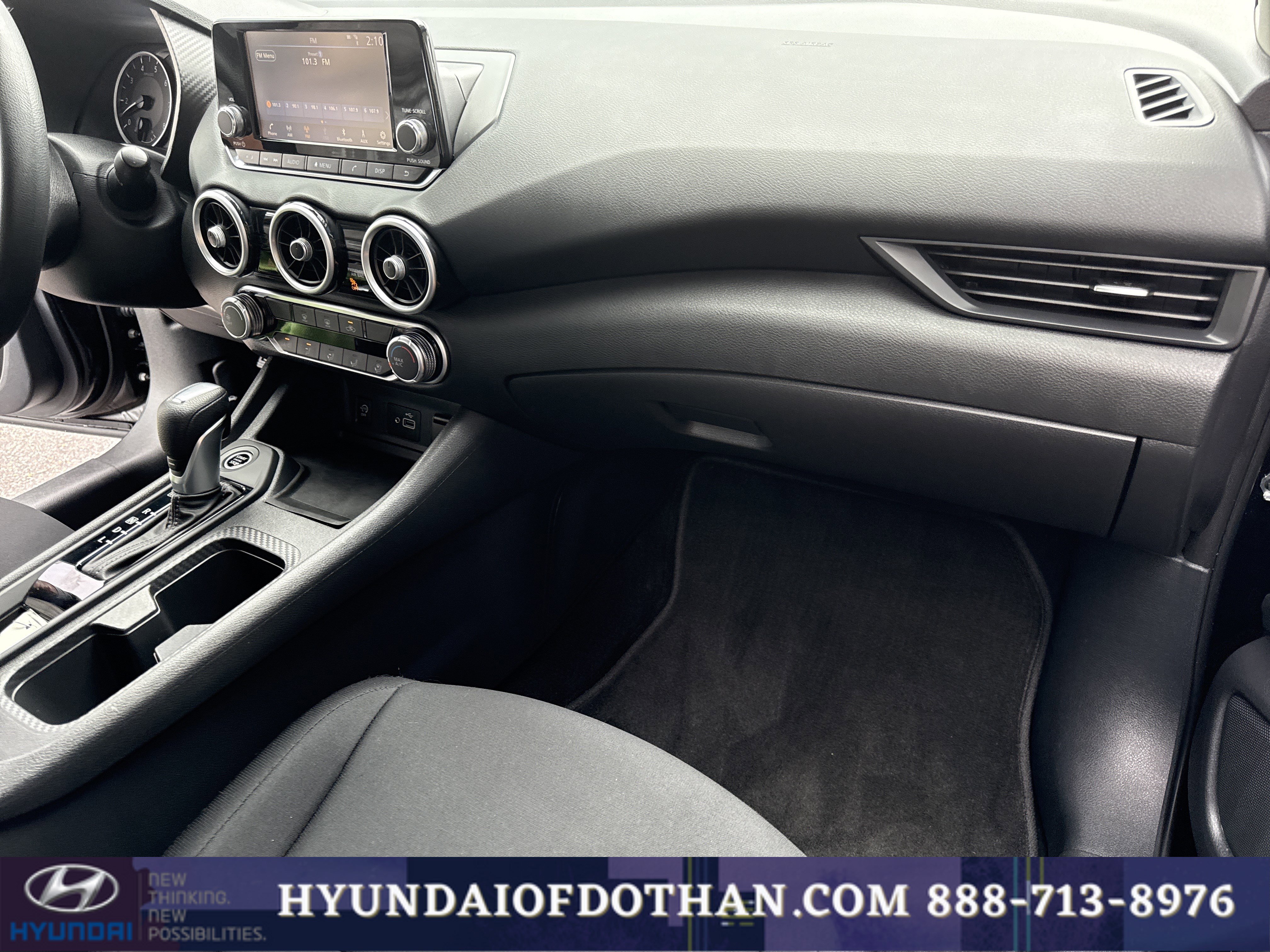 Used 2024 Nissan Sentra S image 15