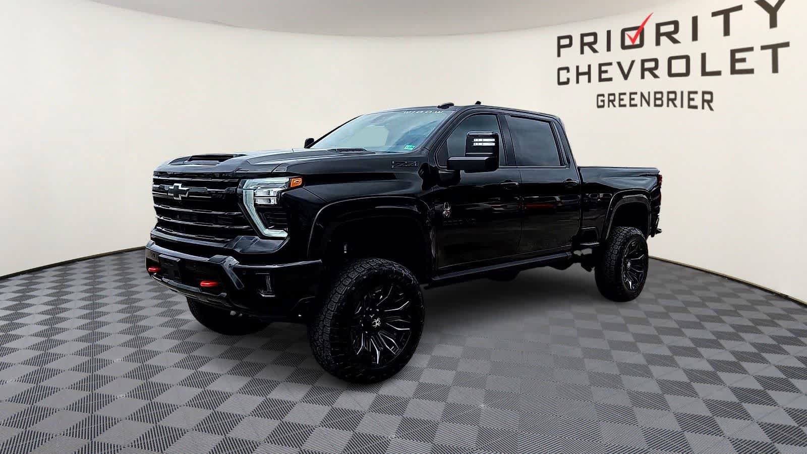 Used 2025 Chevrolet Silverado 2500 LTZ w/ Trail Boss Package AWD/4WD image 4