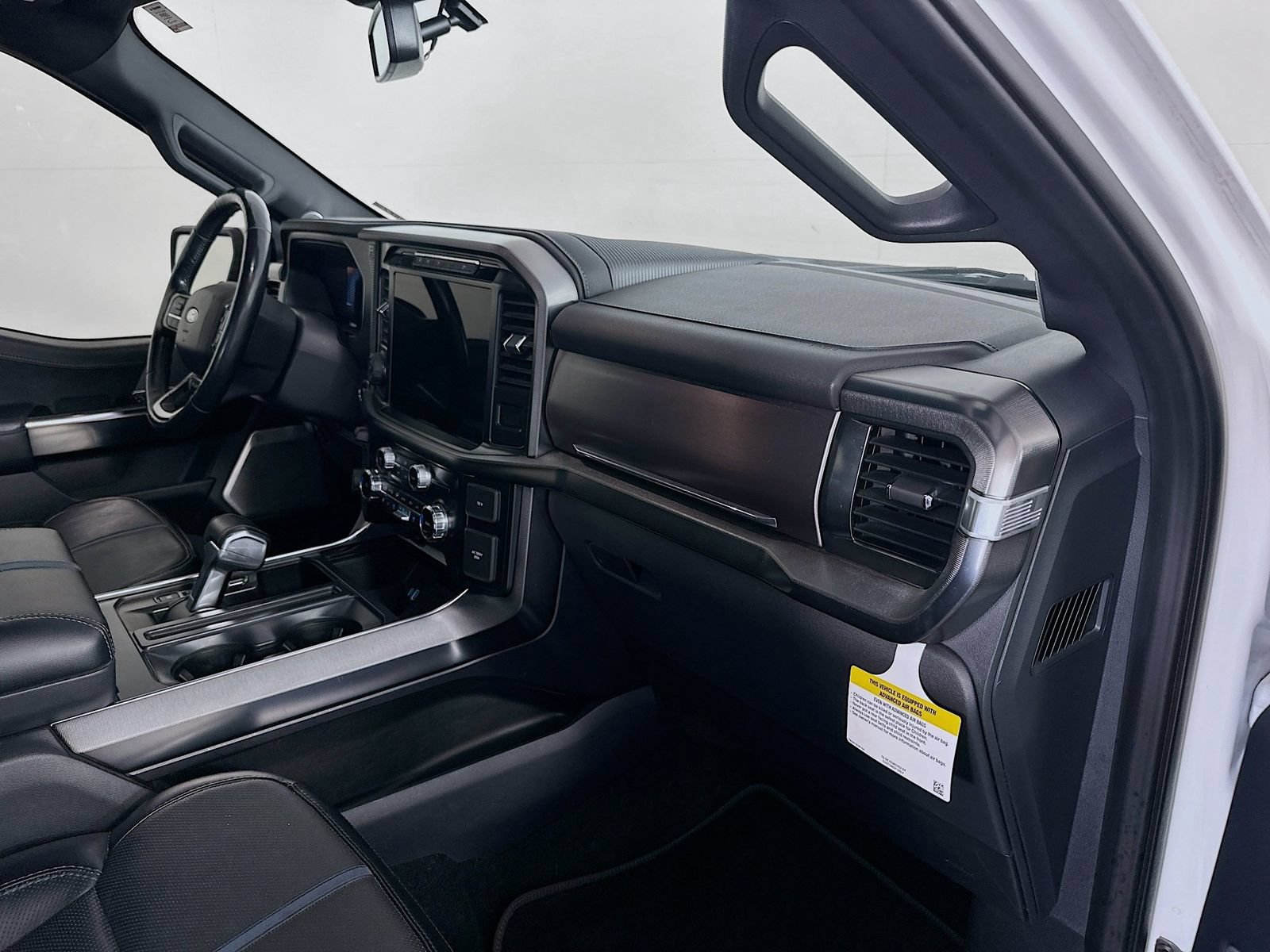 Used 2024 Ford F150 Platinum w/ Equipment Group 702A High AWD/4WD image 31