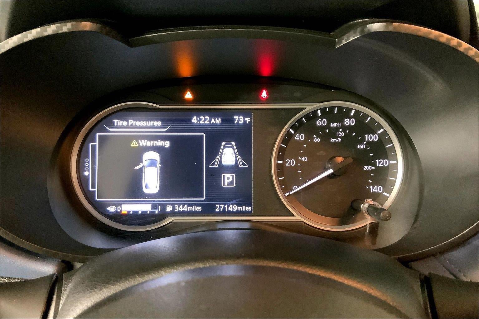 Used 2025 Nissan Versa SV FWD image 13