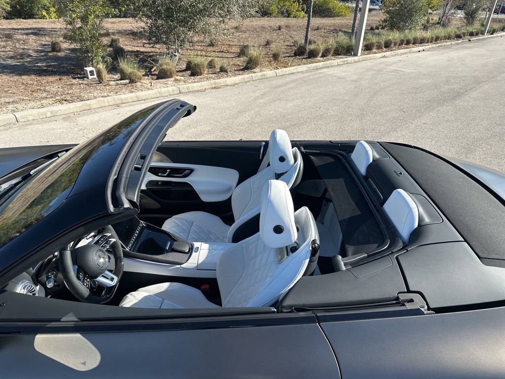 Used 2025 Mercedes-Benz SL 63 AMG 4MATIC image 42