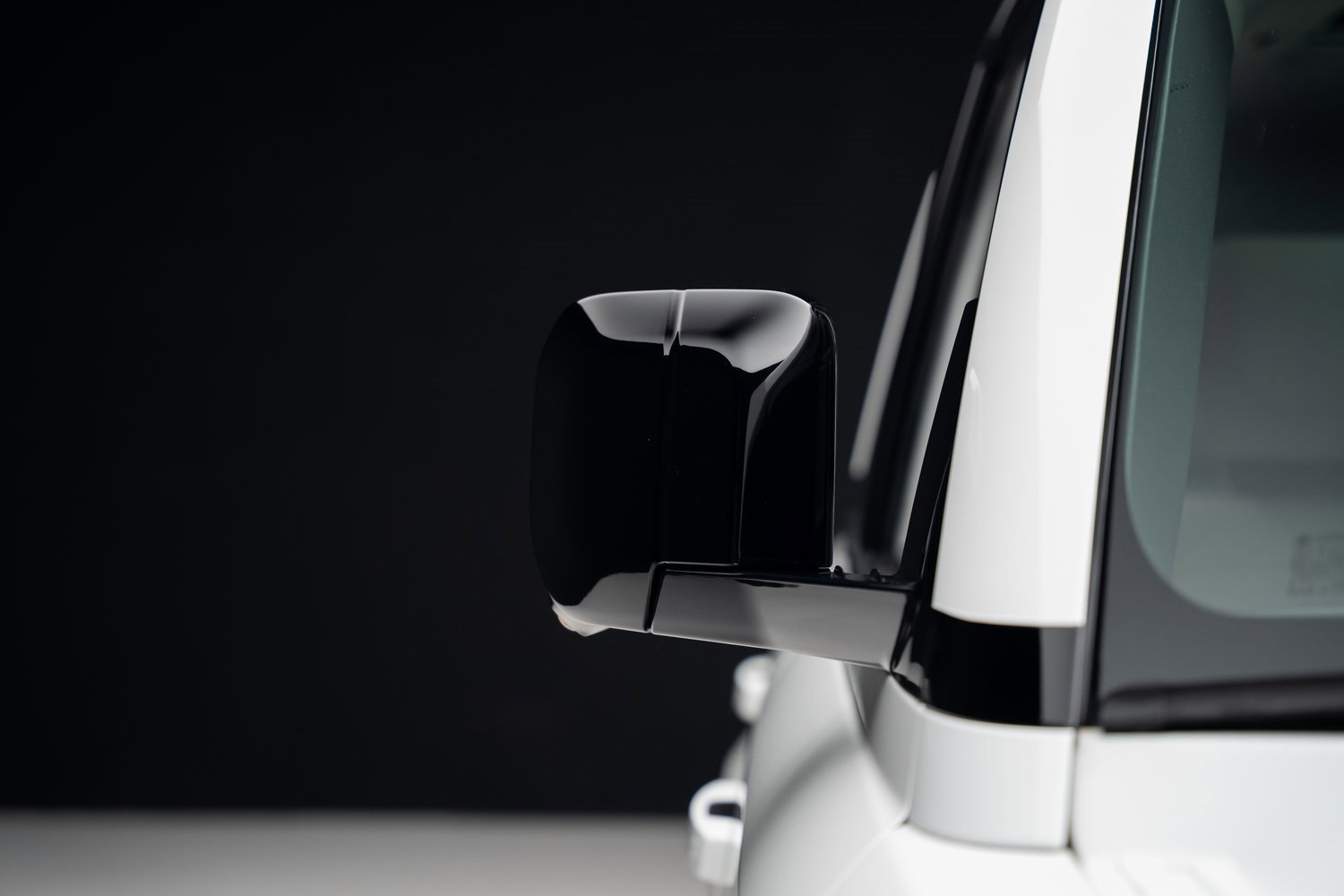 Used 2023 Land Rover Defender 130 First Edition image 14