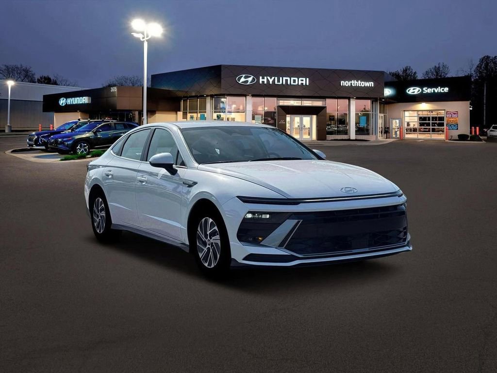 New 2026 Hyundai Sonata Blue FWD image 18