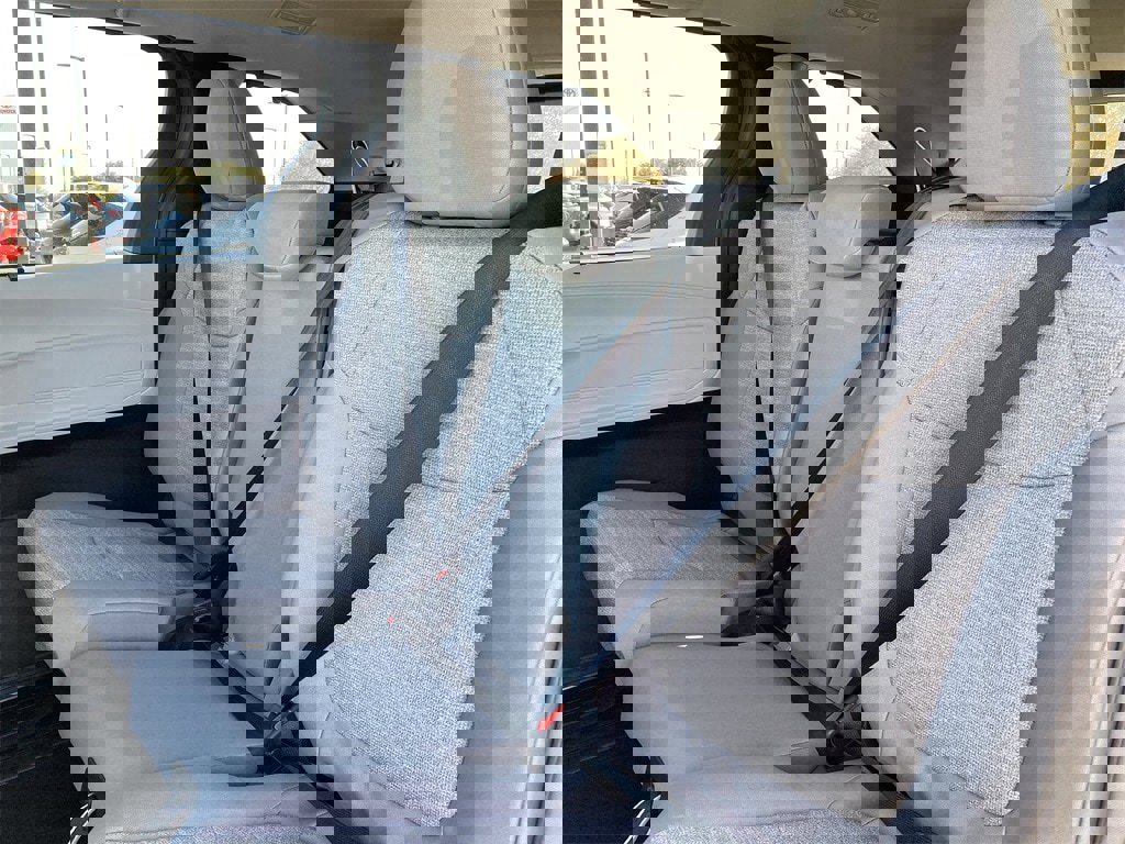 New 2026 Toyota Sienna LE image 3