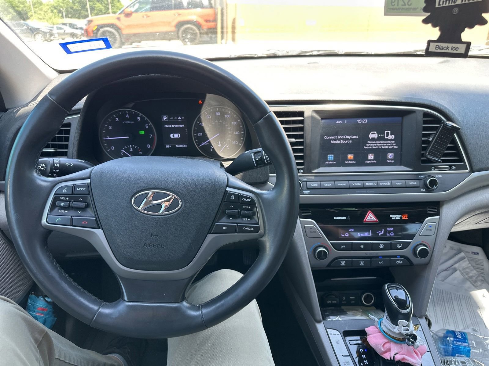 Used 2018 Hyundai Elantra Value Edition FWD image 15