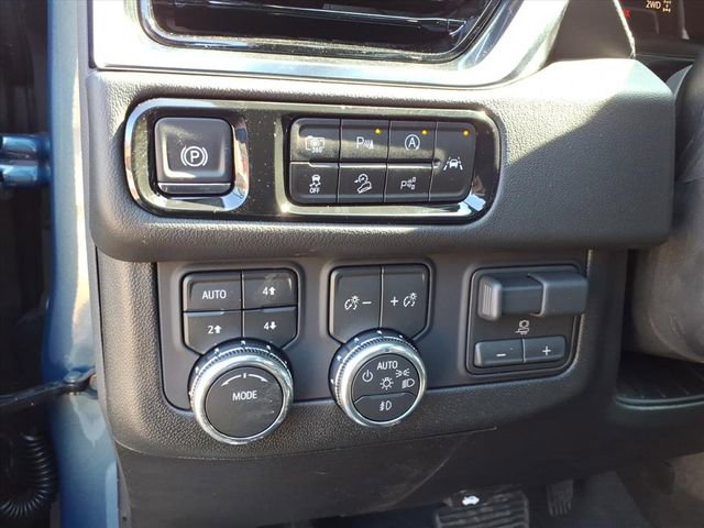 New 2026 GMC Yukon XL Denali w/ Denali Reserve Package image 19