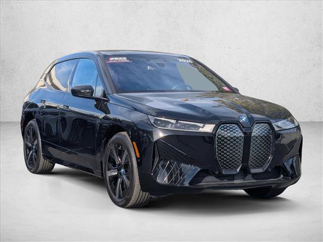 Used 2025 BMW iX xDrive50 image 3