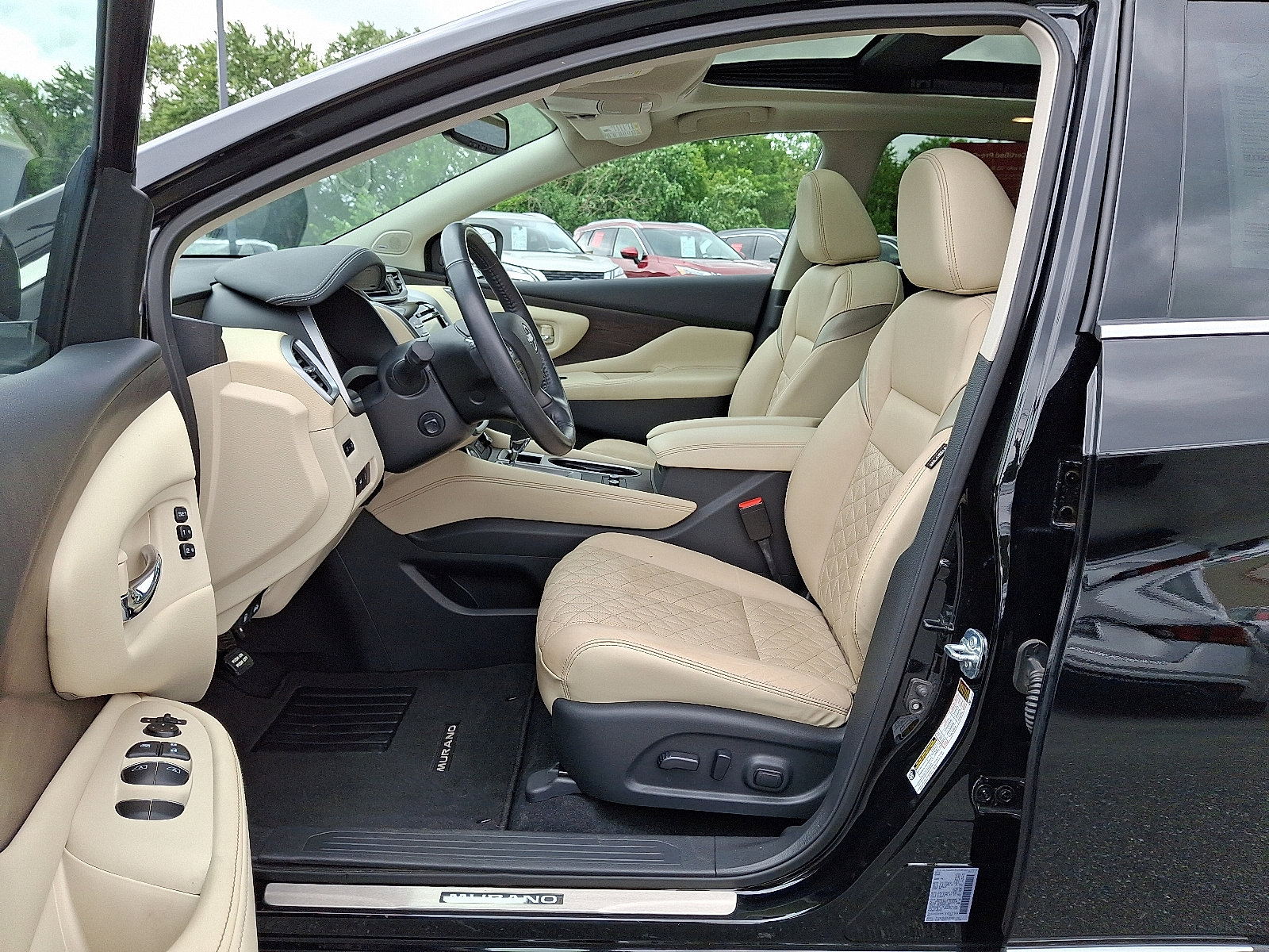 Certified 2023 Nissan Murano Platinum w/ Cargo Package AWD/4WD image 16